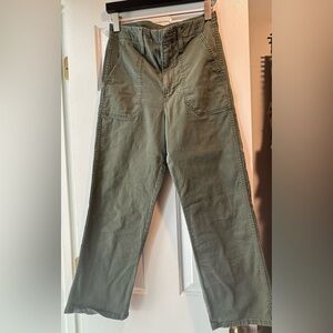 Levi’s Olive Green Cropped Pants